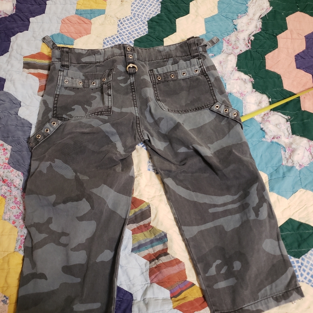 Camoflauge Gray Tripp NYC Knee Length Pants - Picture 7 of 7